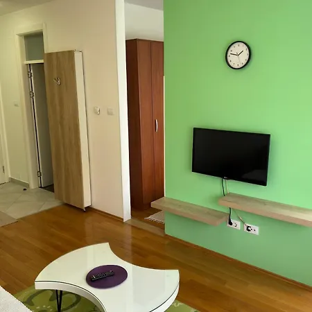 شقة Apartman Studio 33 بانيا لوكا